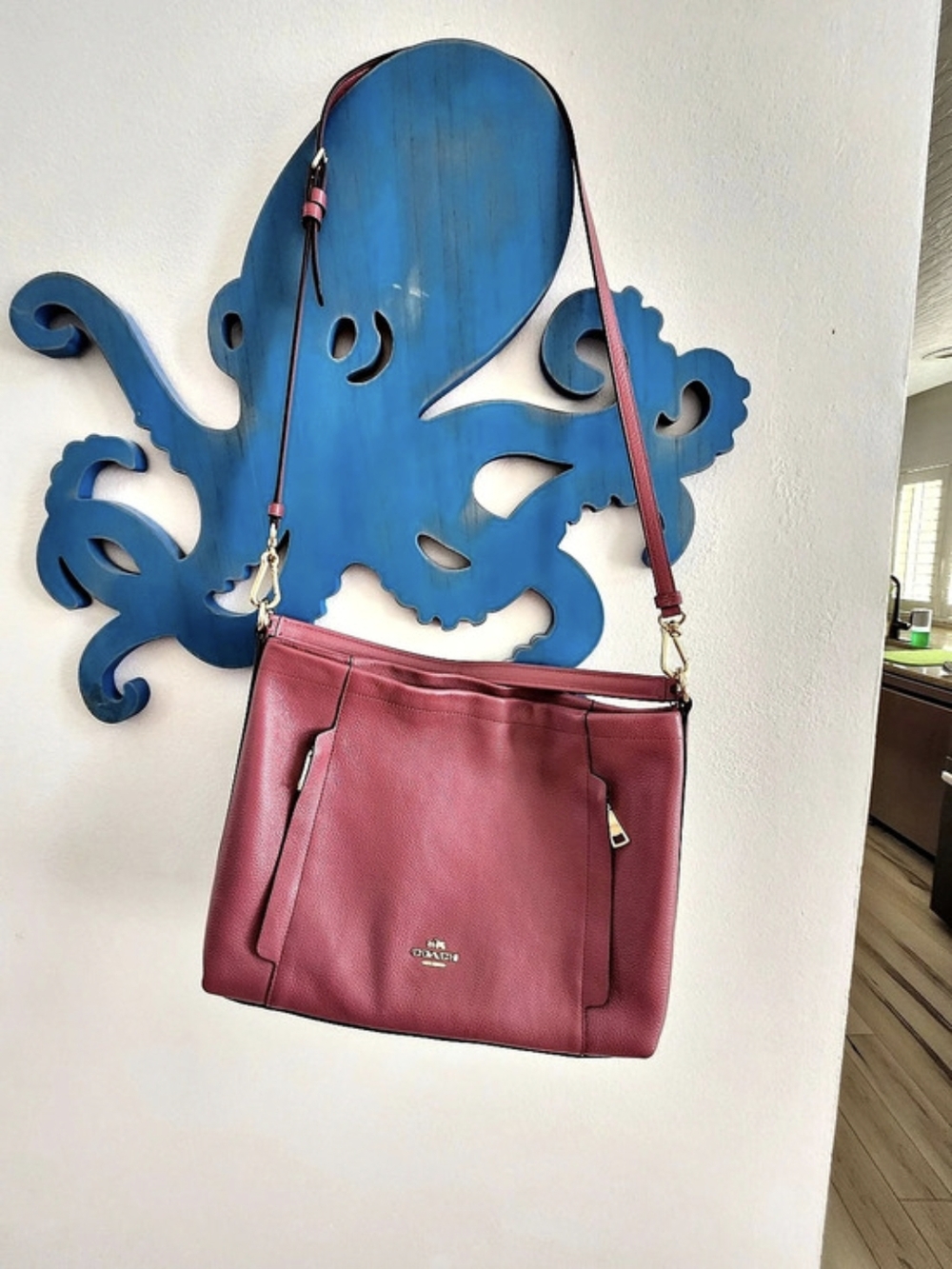 Coach Erin Shoulder Bag Pink